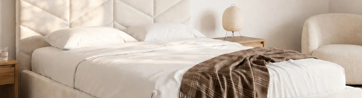 Lit double dans une petite chambre : quelles concessions accepter ?