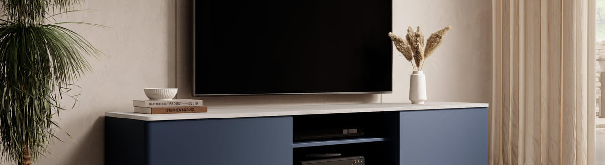 Les meilleures solutions pour cacher les câbles autour de son meuble TV