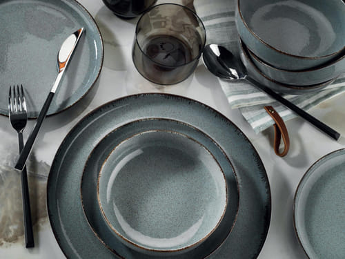 Grès, porcelaine, faïence… Les matières à privilégier pour ses assiettes